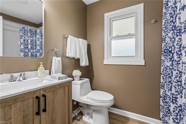 202 Woodhaven RD, Newport News, VA 23608
