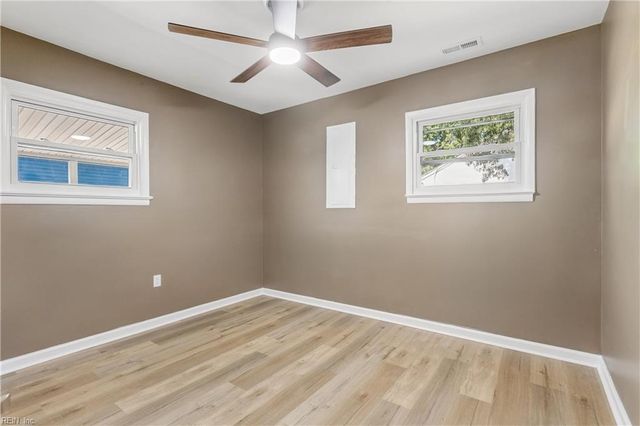 202 Woodhaven RD, Newport News, VA 23608