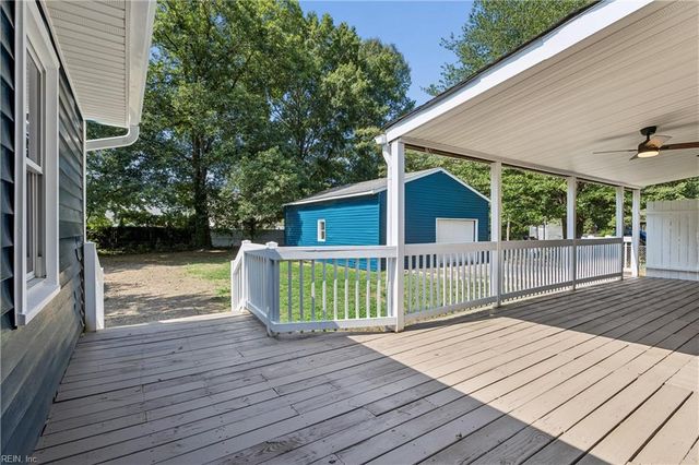 202 Woodhaven RD, Newport News, VA 23608
