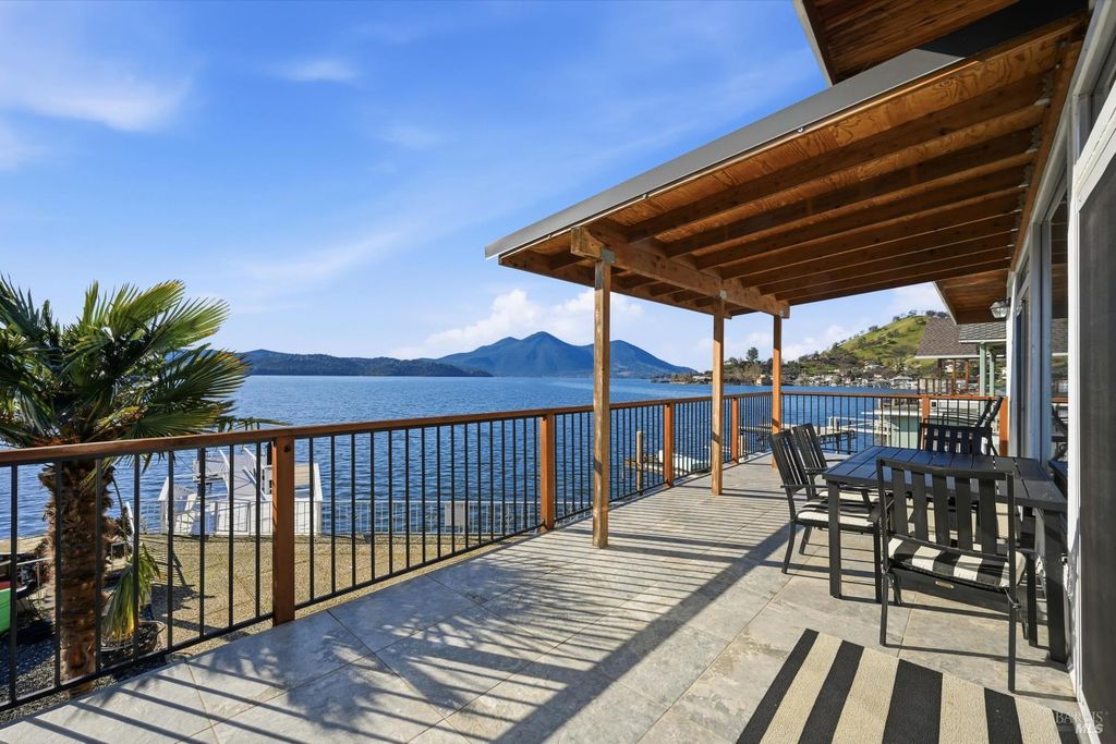 13319 Lakeshore Dr, Clearlake, CA 95422