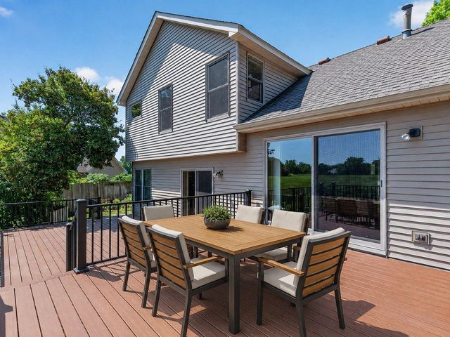 10615 52nd Avenue N, Plymouth, MN 55442