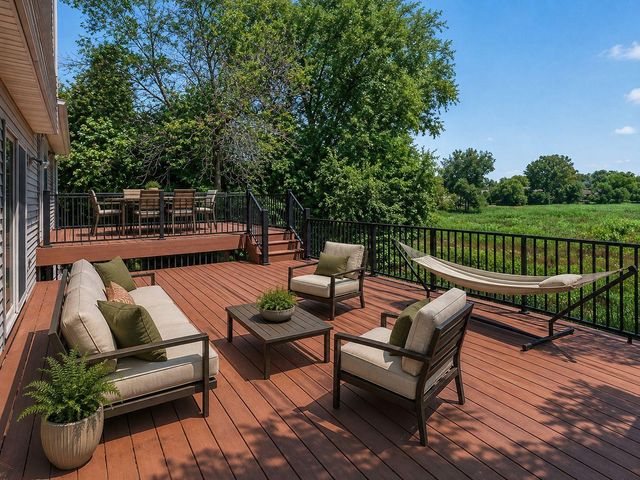 10615 52nd Avenue N, Plymouth, MN 55442