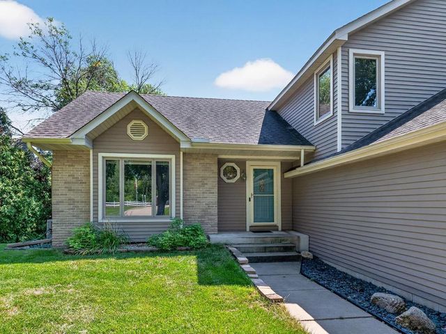 10615 52nd Avenue N, Plymouth, MN 55442