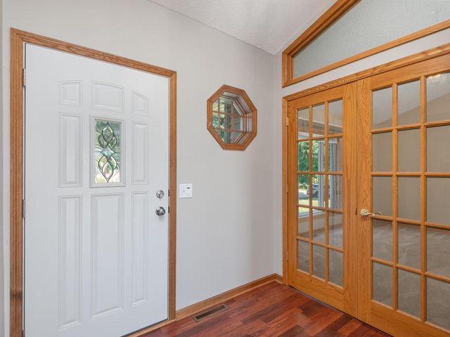 10615 52nd Avenue N, Plymouth, MN 55442