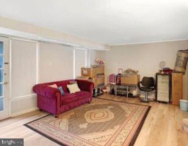 7916 CENTRAL PARK CIR, Alexandria, VA 22309