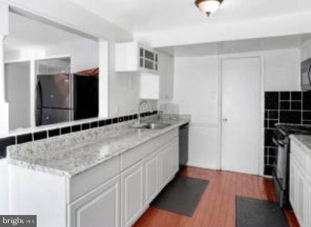 7916 CENTRAL PARK CIR, Alexandria, VA 22309