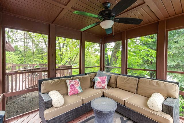 5841 Goldeneye Drive, Long Grove, IL 60047