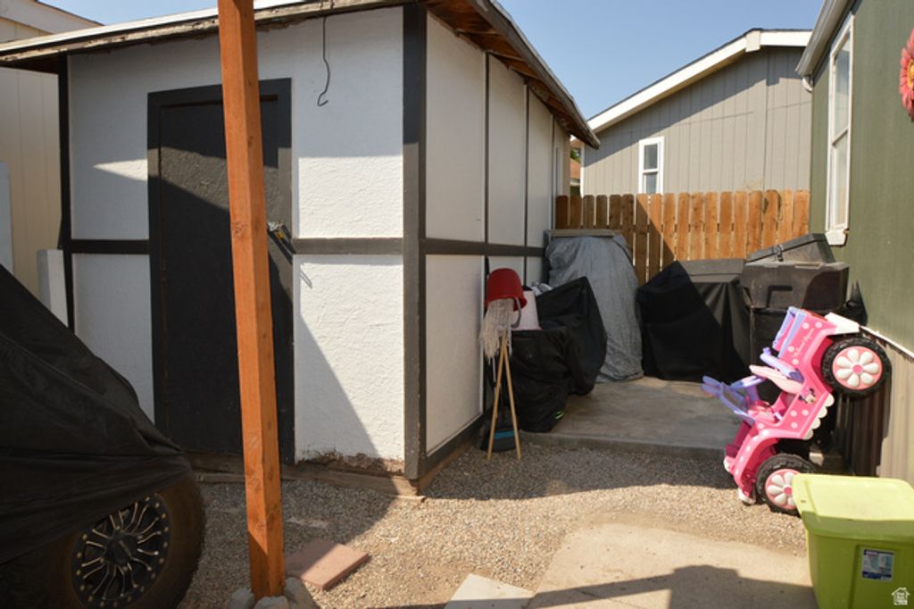 75 W 250 N #66, Clearfield, UT 84015 — photo 4
