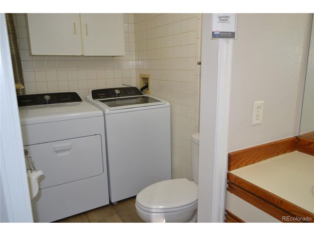 6388 Oak Ct 104, Arvada, CO 80004