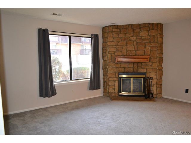 6388 Oak Ct 104, Arvada, CO 80004