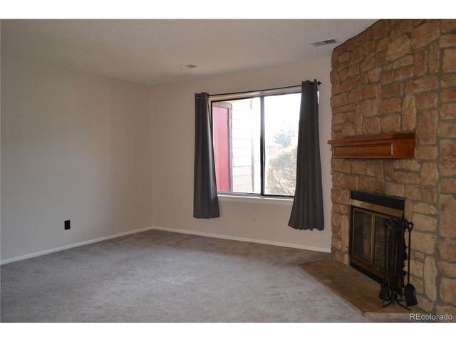 6388 Oak Ct 104, Arvada, CO 80004