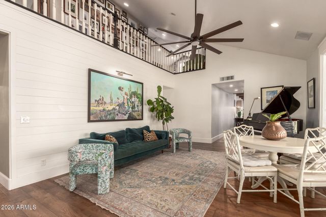 2912 E HOUSTON Avenue, Gilbert, AZ 85234