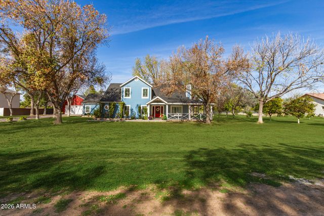 2912 E HOUSTON Avenue, Gilbert, AZ 85234