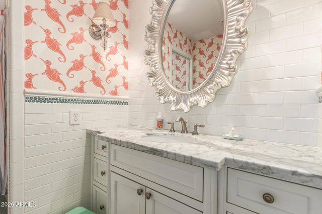 2912 E HOUSTON Avenue, Gilbert, AZ 85234