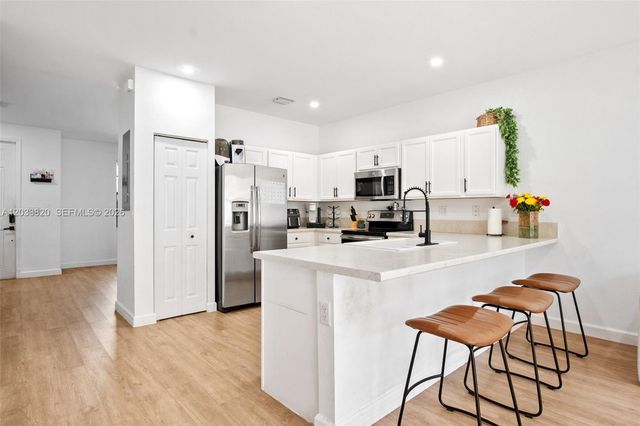 9362 W 33rd Lane, Hialeah, FL 33018