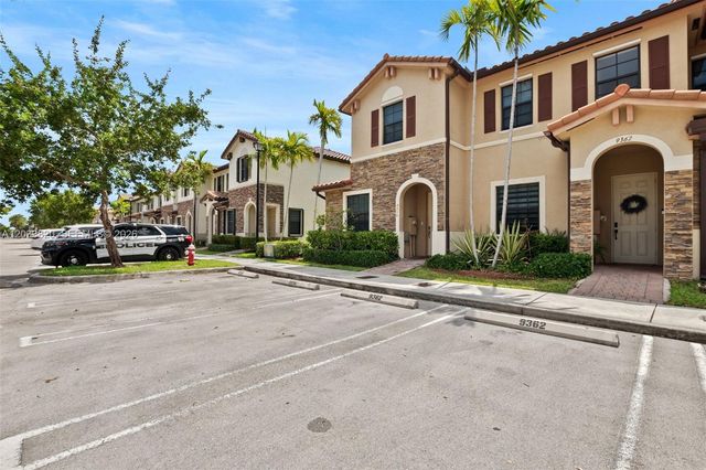 9362 W 33rd Lane, Hialeah, FL 33018