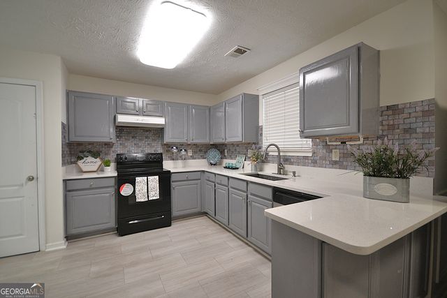 6397 E Meyer Drive, Morrow, GA 30260