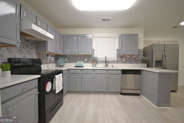 6397 E Meyer Drive, Morrow, GA 30260