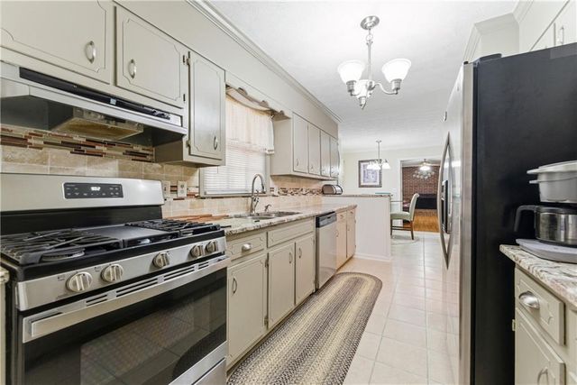 1264 Cedar Park Place, Stone Mountain, GA 30083