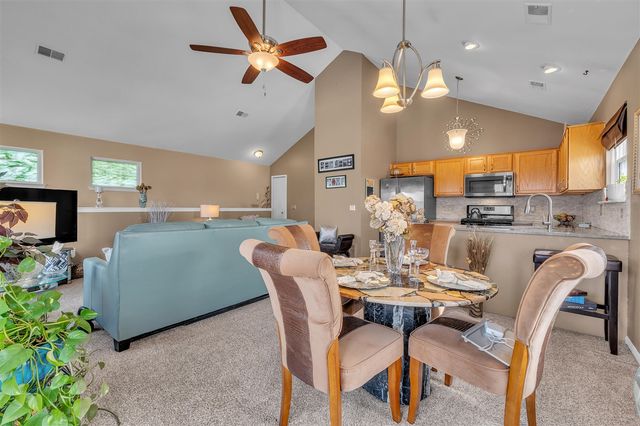 29104 Philadelphia Drive, New Baltimore, MI 48051