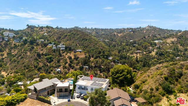 8020 Zeus Drive, Los Angeles, CA 90046