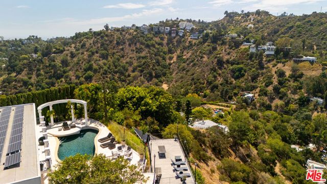 8020 Zeus Drive, Los Angeles, CA 90046