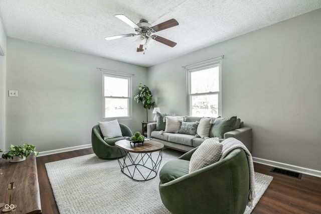 2135 Pamela Drive, Indianapolis, IN 46220