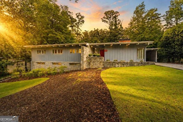 3781 Watkins Place NE, Brookhaven, GA 30319