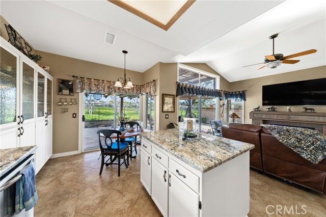 40296 VIA ESTRADA, Murrieta, CA 92562