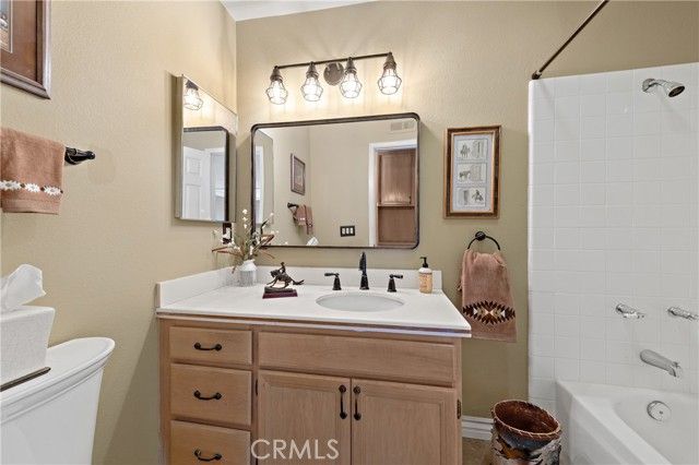 40296 VIA ESTRADA, Murrieta, CA 92562