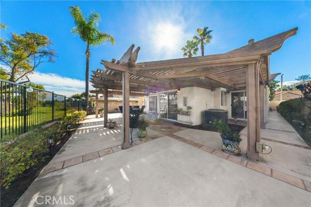 40296 VIA ESTRADA, Murrieta, CA 92562