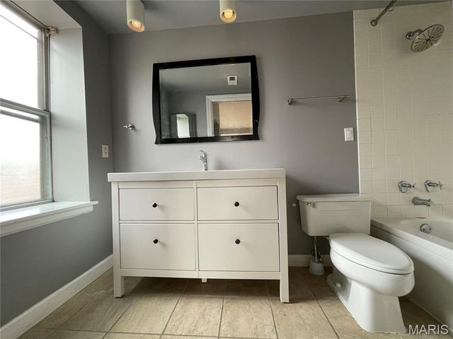 5621 Waterman Boulevard 5, St Louis, MO 63112