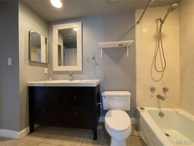 5621 Waterman Boulevard 5, St Louis, MO 63112