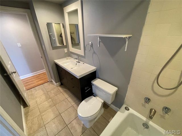 5621 Waterman Boulevard 5, St Louis, MO 63112