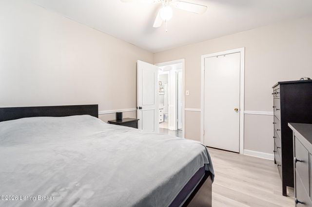 2500 Browns Ln, Louisville, KY 40220