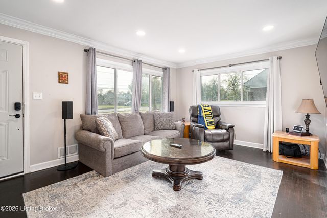 2500 Browns Ln, Louisville, KY 40220