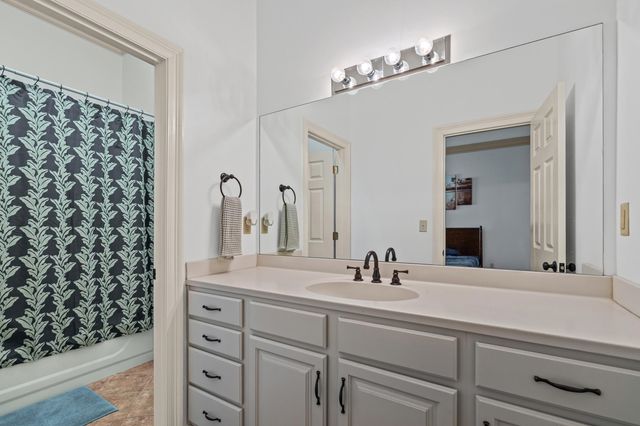 3225 WINDERLY PINE CV, Memphis, TN 38125