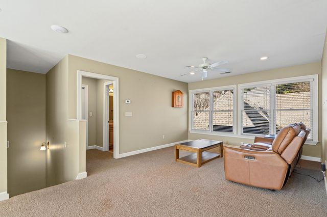 3225 WINDERLY PINE CV, Memphis, TN 38125