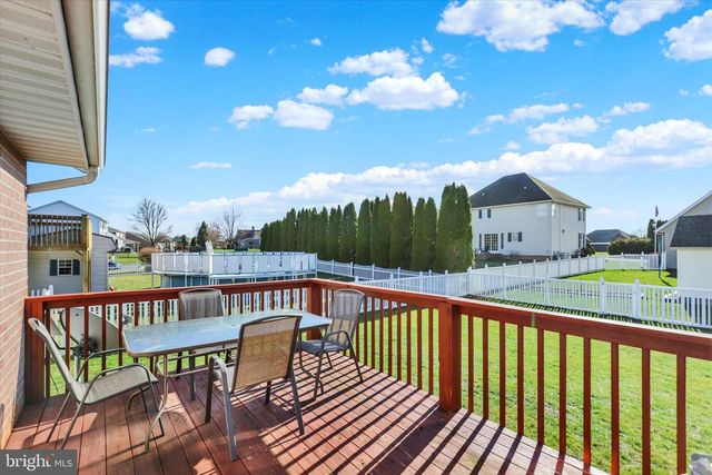 345 ROSEANN DRIVE, Chambersburg, PA 17201