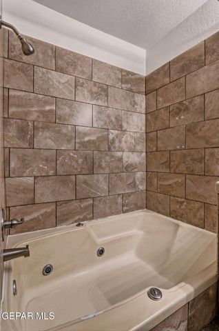 1359 Adabel Drive, El Paso, TX 79936