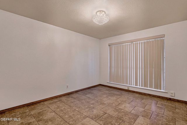 1359 Adabel Drive, El Paso, TX 79936