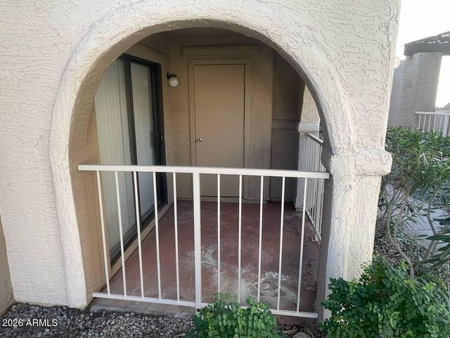 5757 W EUGIE Avenue 1030, Glendale, AZ 85304