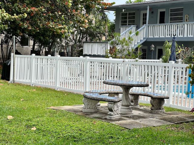 751 Pine Drive 101, Pompano Beach, FL 33060