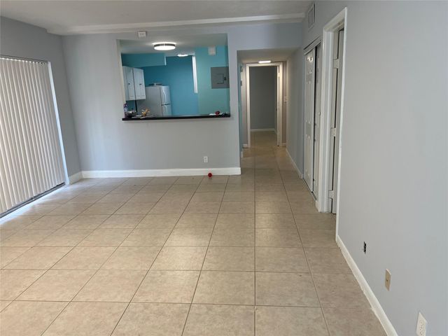 751 Pine Drive 101, Pompano Beach, FL 33060