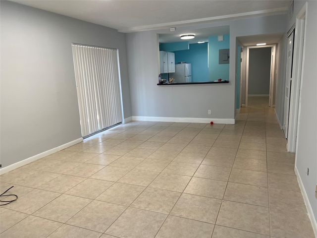 751 Pine Drive 101, Pompano Beach, FL 33060