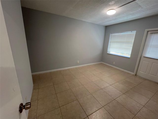751 Pine Drive 101, Pompano Beach, FL 33060