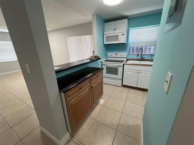 751 Pine Drive 101, Pompano Beach, FL 33060