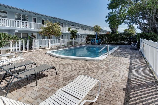 751 Pine Drive 101, Pompano Beach, FL 33060