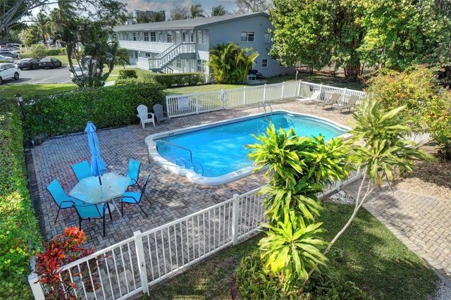 751 Pine Drive 101, Pompano Beach, FL 33060