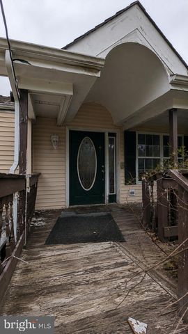 2336 5TH AVE, Hammonton, NJ 08037